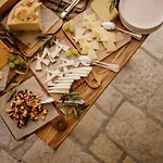 Meneghetti Wine And Winery - Relais & Chateaux Bale