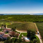 Meneghetti Wine And Winery - Relais & Chateaux Ξενοδοχείο Bale