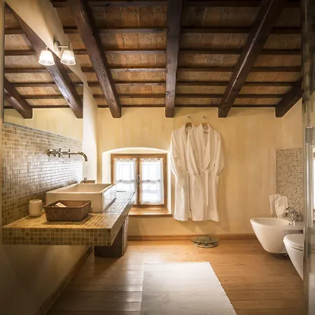 Meneghetti Wine Hotel&winery - Relais&chateaux Bale