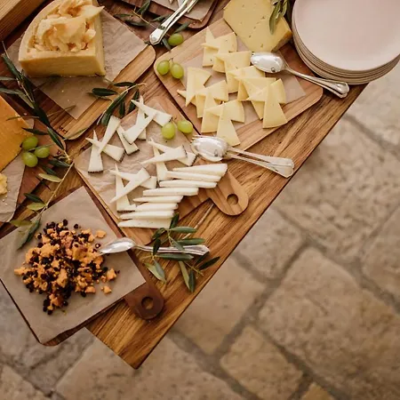 Meneghetti Wine And Winery - Relais & Chateaux Bale