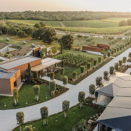 Hotel Meneghetti Wine And Winery - Relais & Chateaux Bale